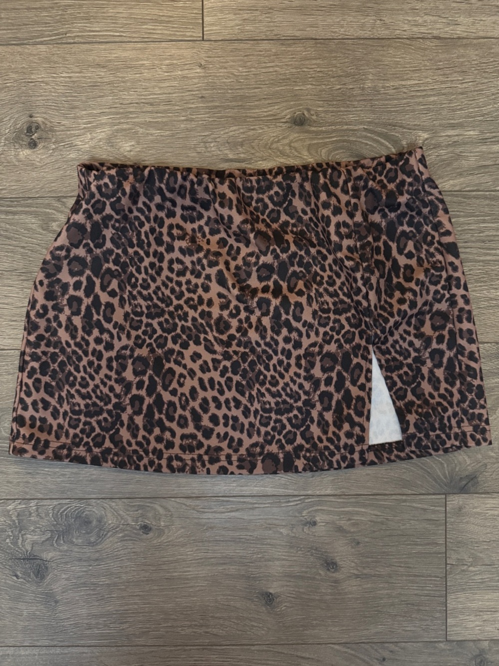 Women’s SHEIN Leopard Print Mini Skirt with Elastic Waistband and Side Slit